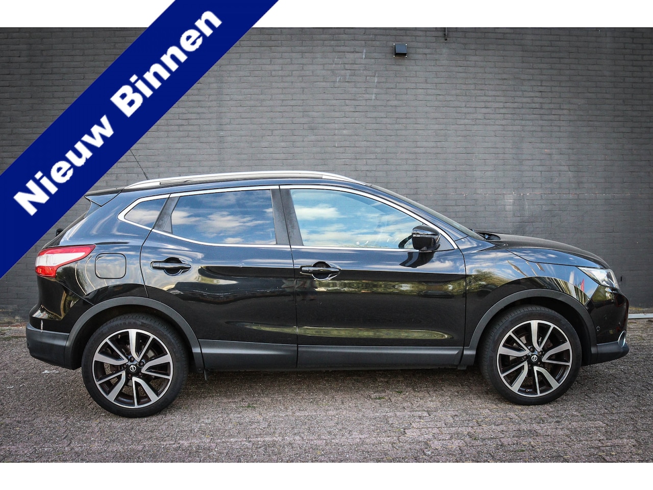 Nissan Qashqai - 1.2 Tekna Net binnen-Nu al te bezichtigen - AutoWereld.nl