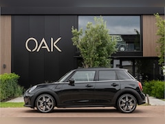MINI 5-Deurs - 1.5 Cooper Aut. | Navi | Panorama | Chester Leder | Camera | Head-Up | 17"LM | MIdnight Bl