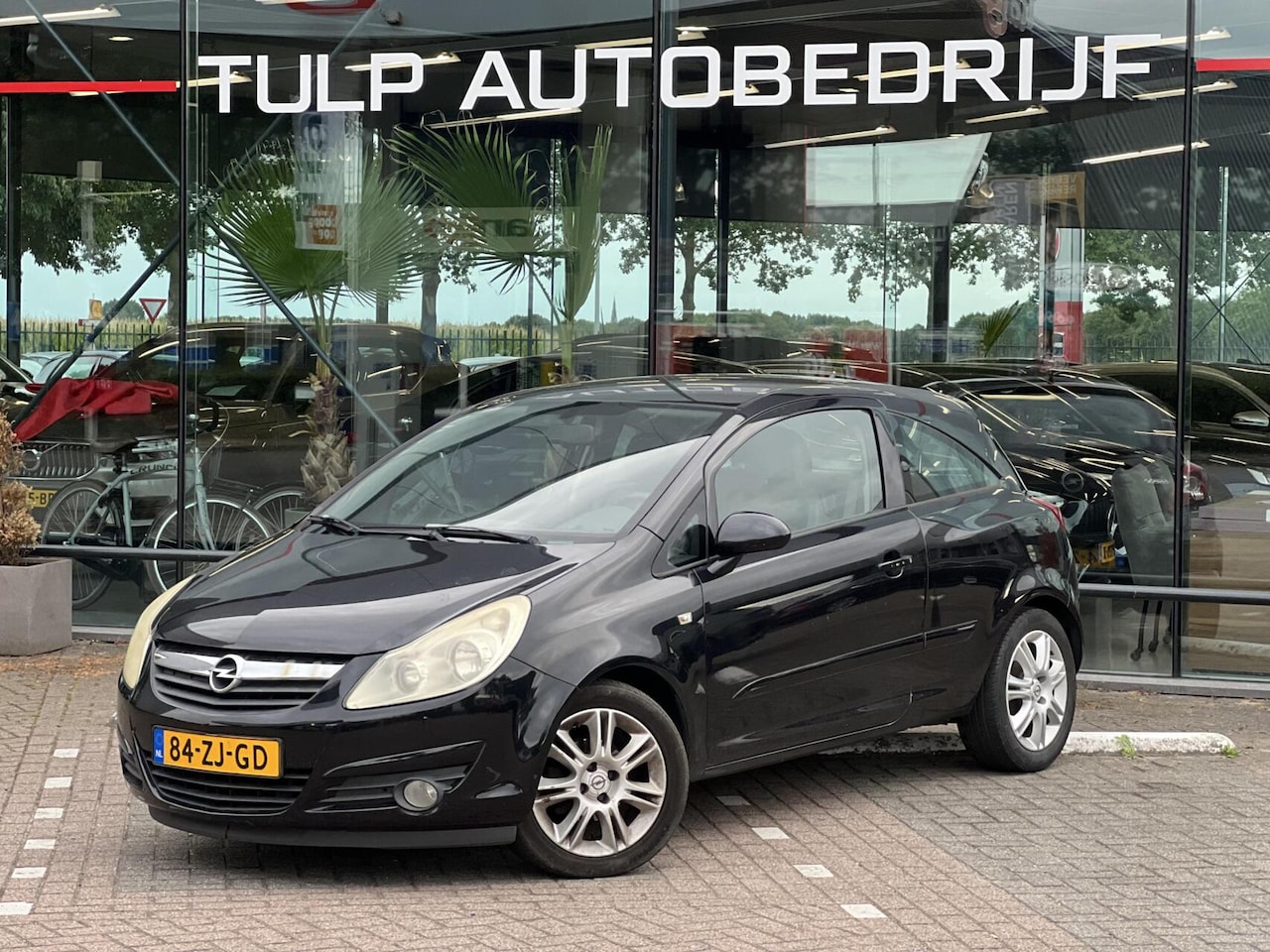 Opel Corsa - 1.4-16V Cosmo nieuwe APK rijdt schakelt goed! - AutoWereld.nl