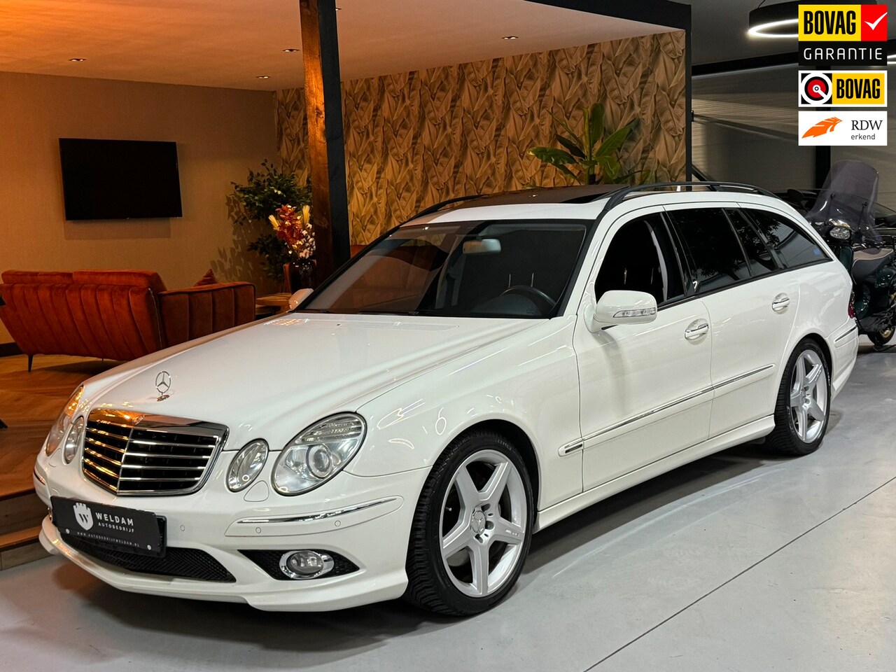 Mercedes-Benz E-klasse Estate - E 550 AMG Avantgarde|Pano|Leder|Harman Kardon|Memory|Elek Achterklep|Luchtvering|Automaat - AutoWereld.nl