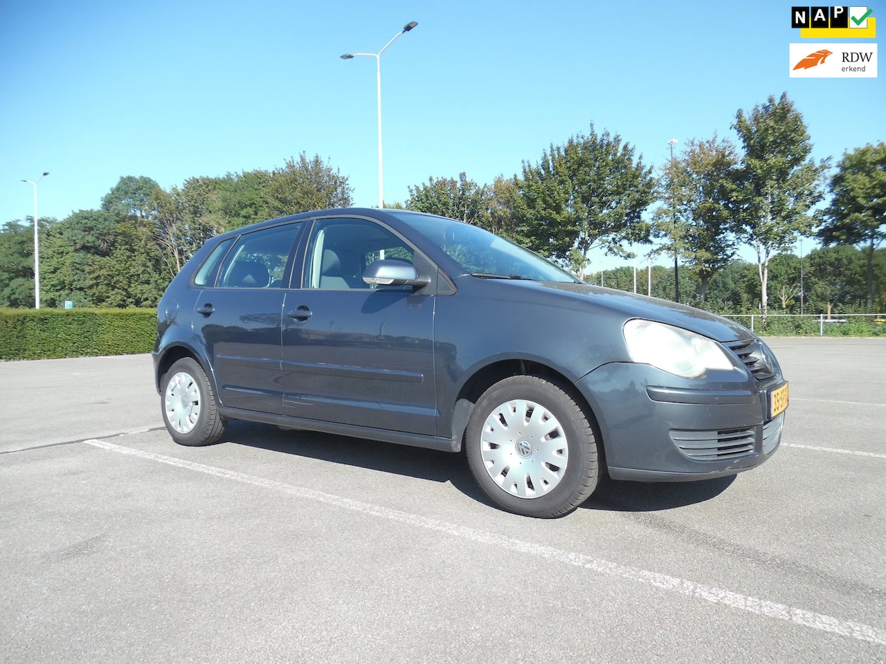 Volkswagen Polo - 1.4-16V Comfortline 1.4-16V Comfortline - AutoWereld.nl