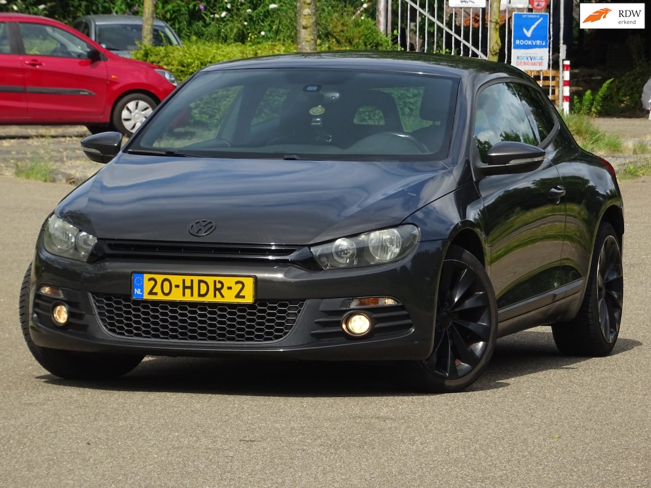 Volkswagen Scirocco - 2.0 TSI NW KETTING NAP/LEER/NAVI/PDC/APK - AutoWereld.nl