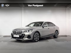 BMW 5-serie - Sedan 520i | M Sportpakket | Travel Pack | Comfort Pack