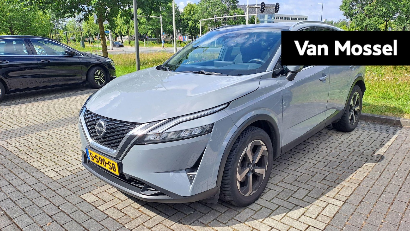 Nissan Qashqai - 1.3 MHEV Xtronic N-Connecta AUTOMAAT | PANORAMADAK | TREKHAAK | ADAPTIEVE CRUSE | CLIMA | - AutoWereld.nl