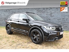Volkswagen Tiguan - 1.4 TSI eHybrid R-Line Business+ Black edition Plugin-hybride 1e eigenaar Pano 245pk