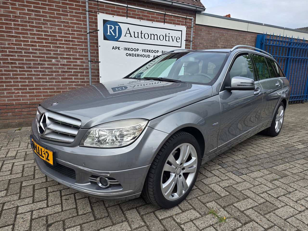 Mercedes-Benz C-klasse - 180 KOMPRESSOR 180 K Bl.E.BnsCl.Av. APK/NAP/CLIMA - AutoWereld.nl