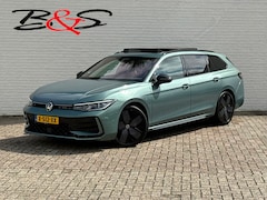 Volkswagen Passat Variant - 1.5 eTSI R-Line Panorama Massage stoelen Sfeer verlichting All season banden Bomvolle uitv