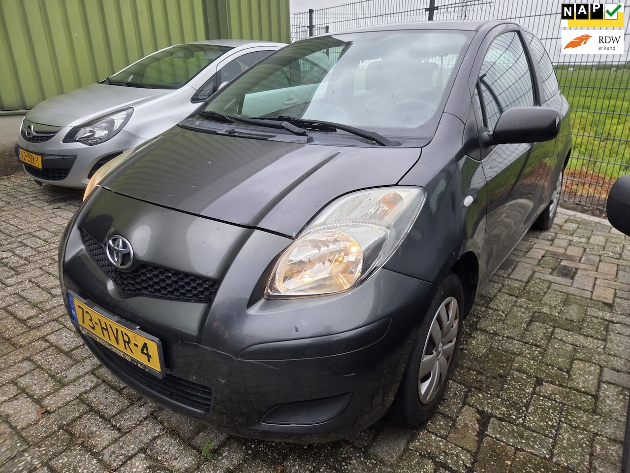 Toyota Yaris - 1.0 VVTi Acces. Inruilkoopje! Slechts 799,- - AutoWereld.nl
