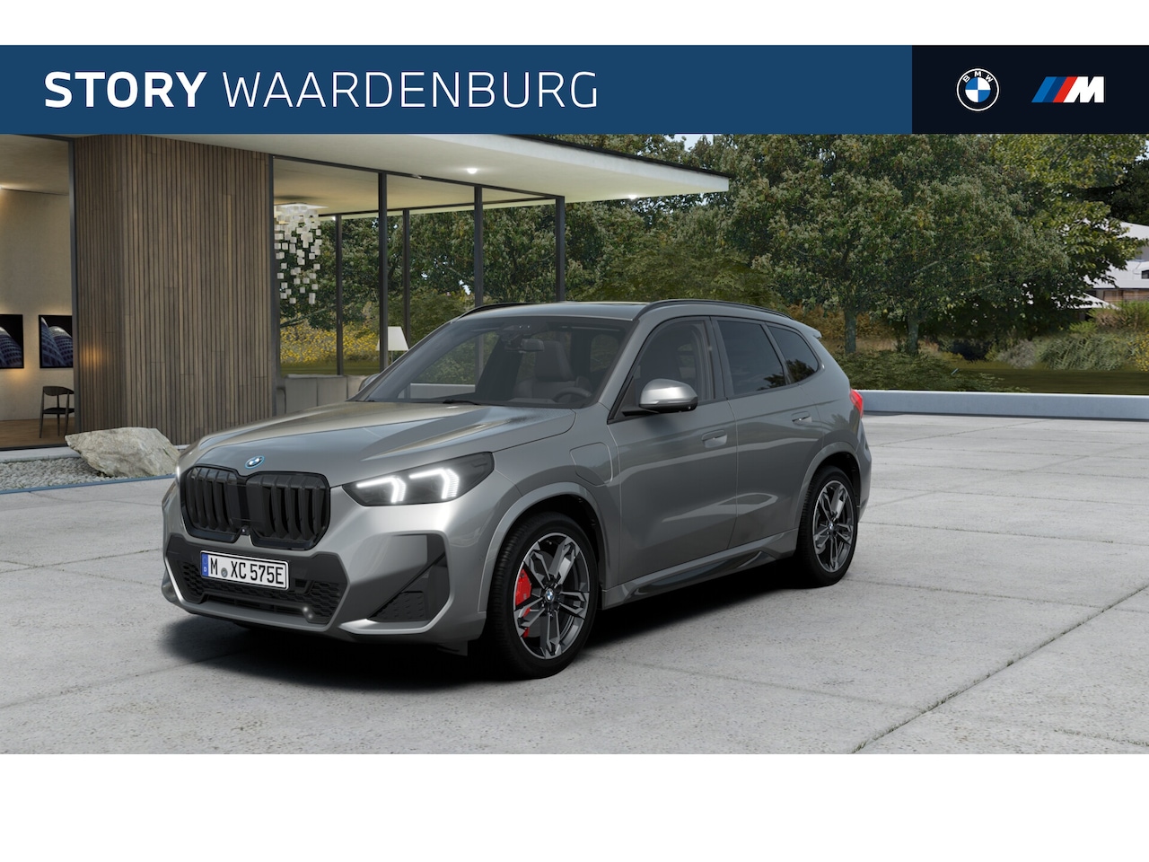BMW X1 - xDrive25e M Sport Automaat / Panoramadak / Trekhaak / Sportstoelen / M Adaptief onderstel - AutoWereld.nl