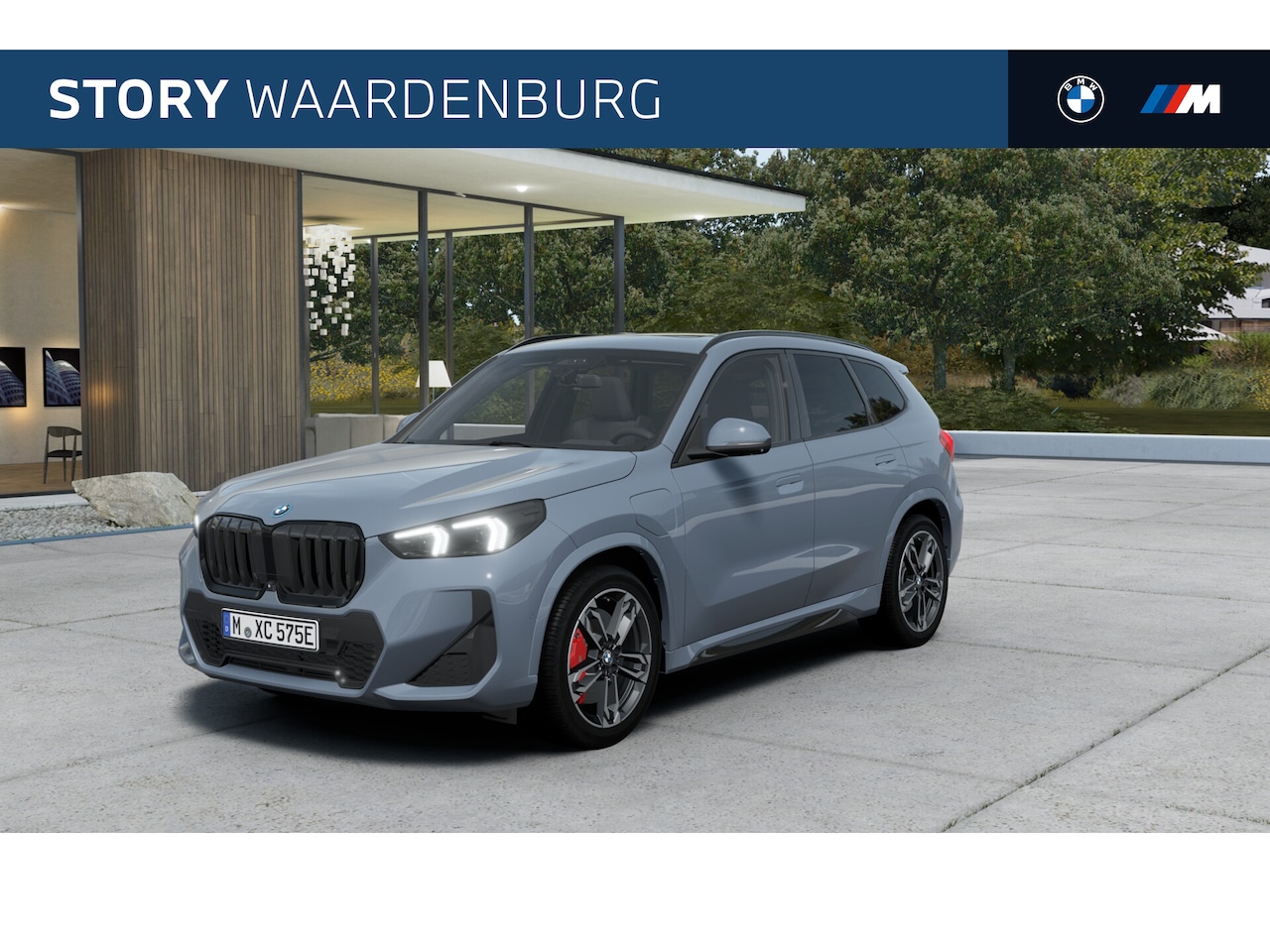 BMW X1 - xDrive25e M Sport Automaat / Panoramadak / Trekhaak / Sportstoelen / M Adaptief onderstel - AutoWereld.nl