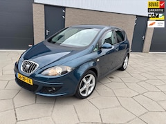 SEAT Altea - 1.6 Lifestyle| Zeer Royale 5 Deurs met Airco, Trekhaak, Cruise-Control en All-Season bande