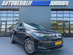 Volkswagen Tiguan - 1.5 eTSI Life Edition 360 Camera/Carplay/Trekhaak/Adaptive-Cruise/IQ Light/1Ste Eigenaar/N