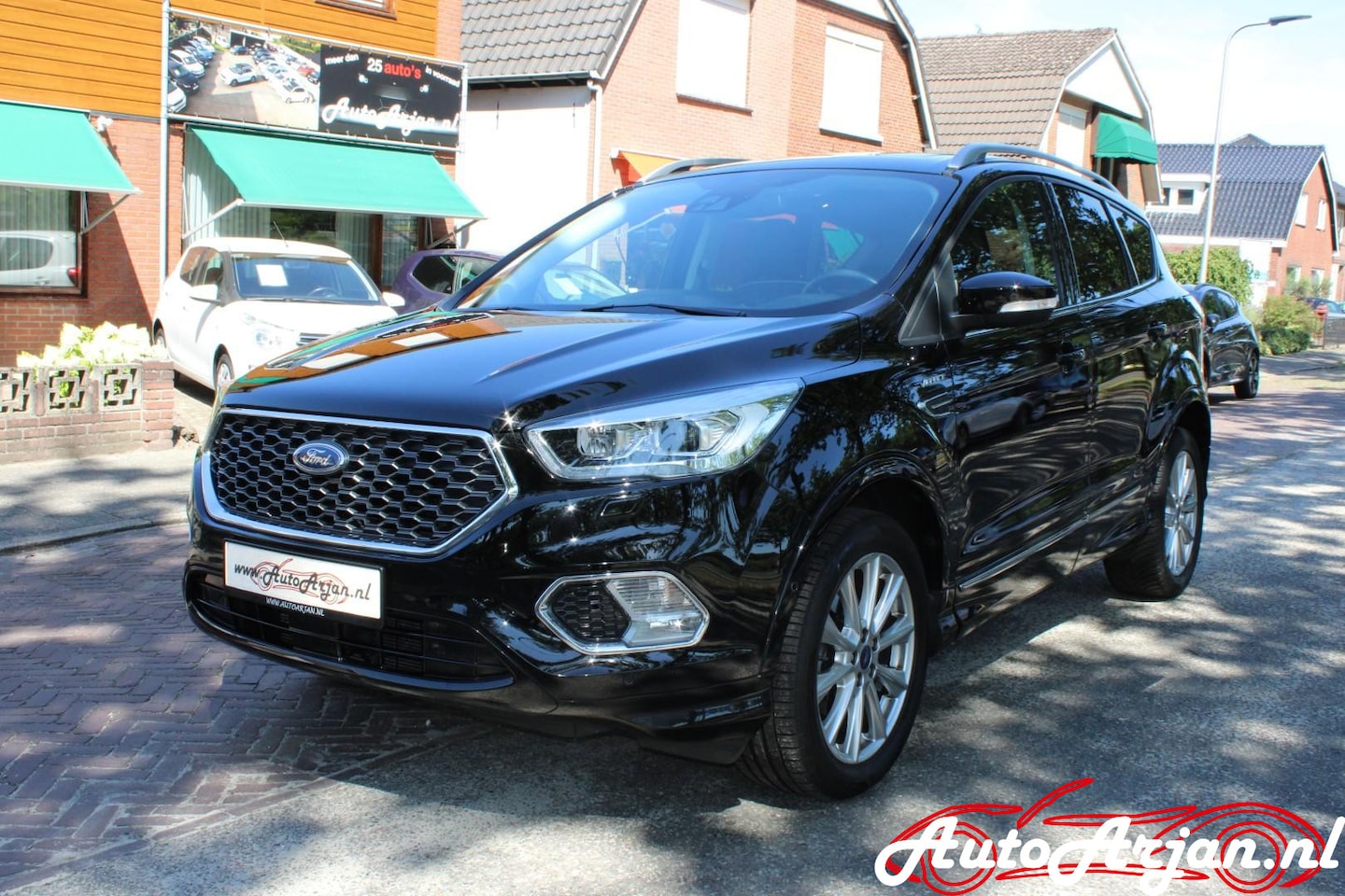 Ford Kuga - 1.5 EcoBoost Vignale Trekhaak, zeer vol opties!! - AutoWereld.nl