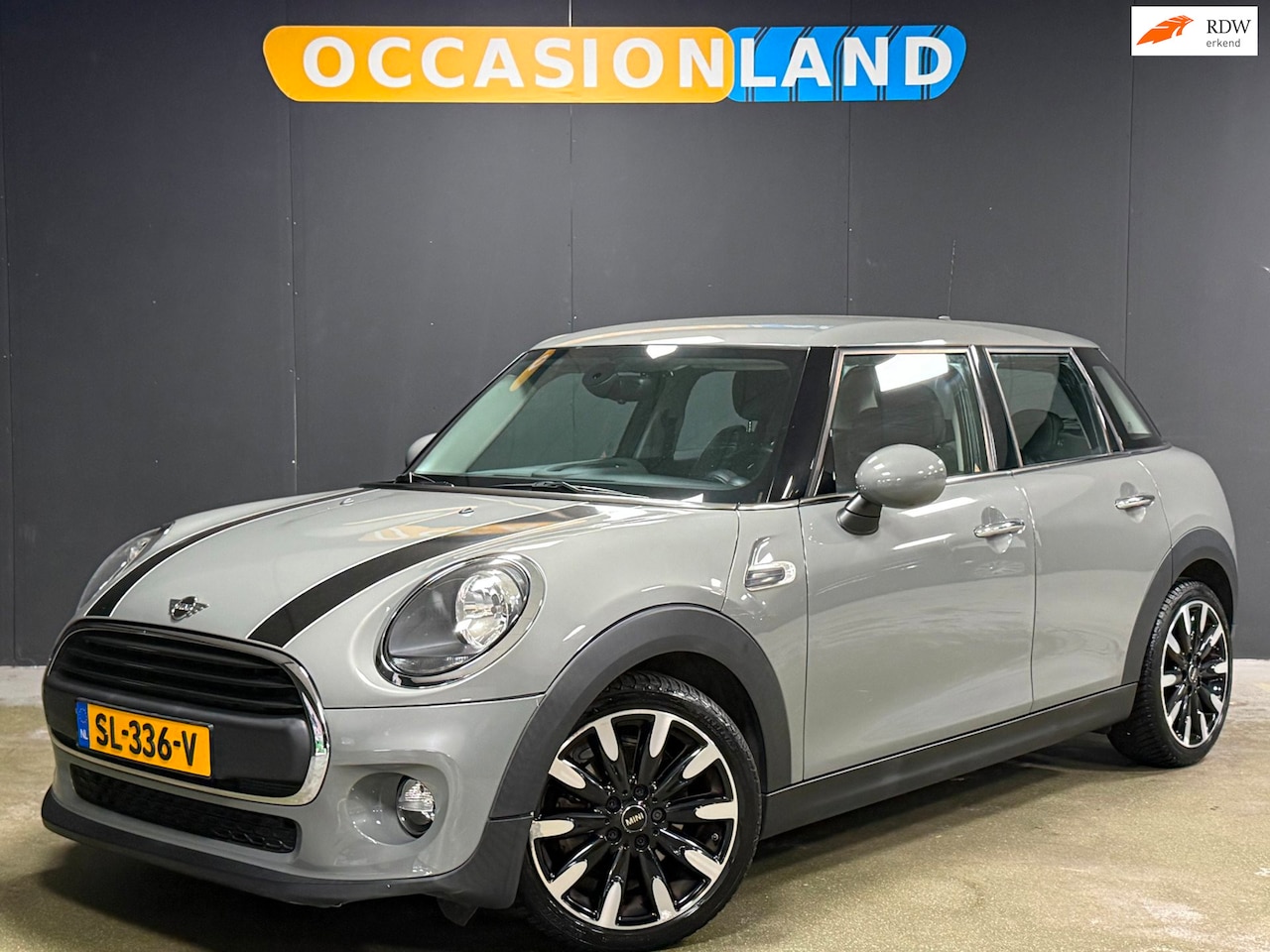 MINI 5-Deurs - 1.5 One Pepper|NAP|SFEER|CRUISE|CARPLAY|BLUETOOTH|AUTOMAAT|17INCH| - AutoWereld.nl