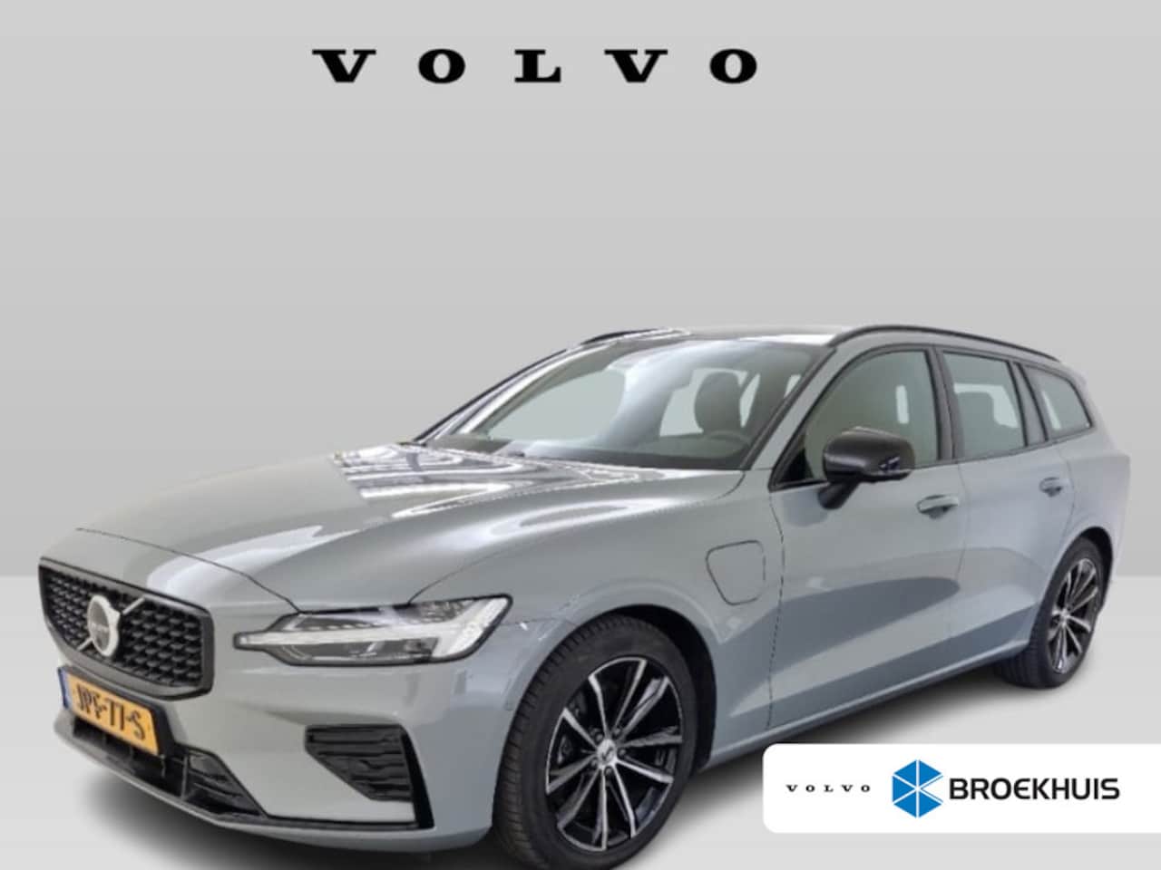 Volvo V60 - T8 Plug-in hybrid AWD Plus Dark | Stoelverwarming | 360 Camera | Voorruitverwarming | Harm - AutoWereld.nl