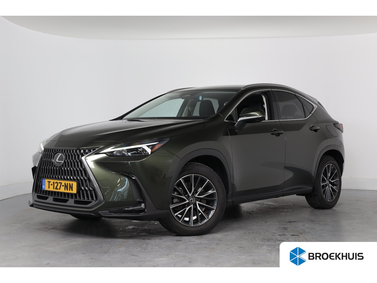 Lexus NX - 450h+ AWD Luxury Line | 1e Eigenaar! | Leder | Memory | Trekhaak | Camera | Stoelverwarmin - AutoWereld.nl