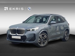 BMW iX1 - eDrive20 | M Sportpakket | Panoramadak | Harman-Kardon | Driving Assistant Plus | Trekhaak