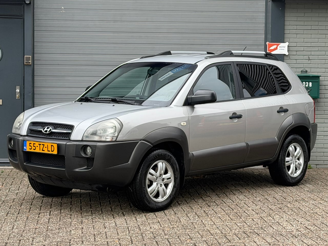 Hyundai Tucson - 2.0i Active 2.0i Active - AutoWereld.nl