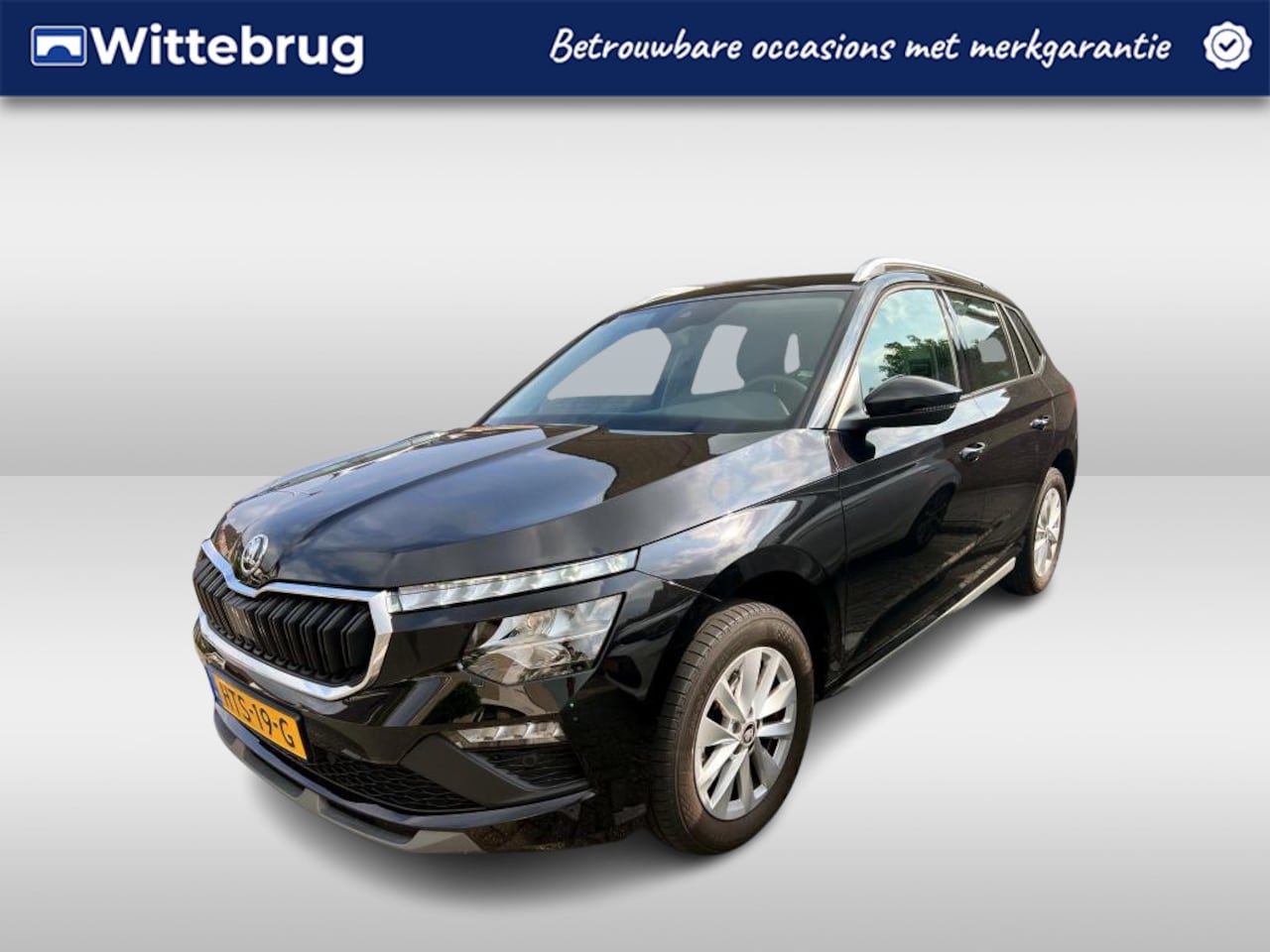 Skoda Kamiq - 1.0 TSI 115pk Business Edition / Navigatie by APP / LM 16 inch / Camera / Parkeersensoren - AutoWereld.nl