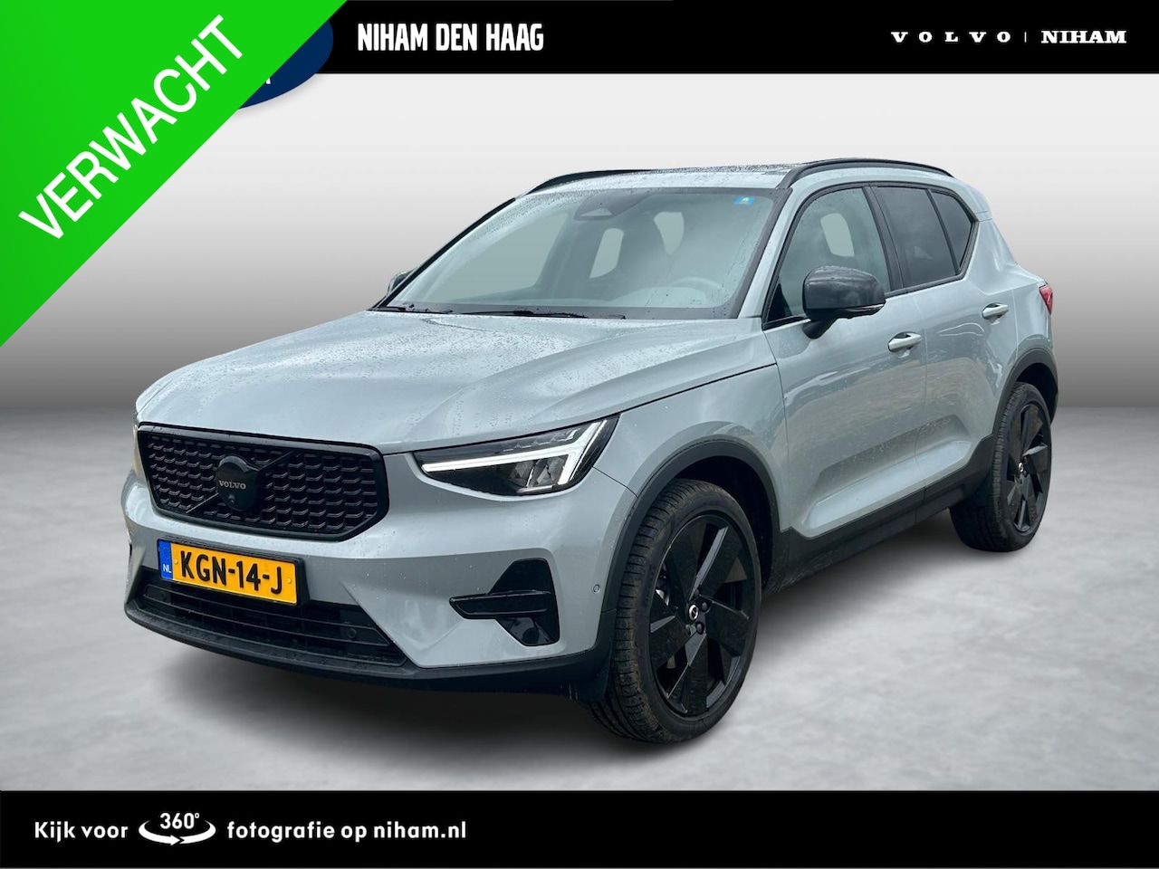 Volvo XC40 - B4 (M-HYBRID) PLUS BLACK EDITION -PANO.DAK|HARMAN/KARDON|360°CAM|POWER-SEATS|VERW.VOORRUIT - AutoWereld.nl
