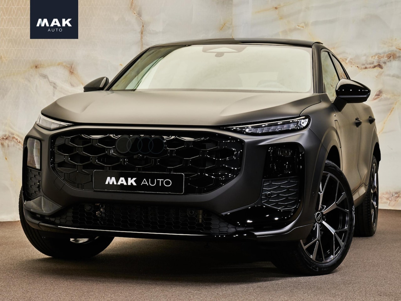 Audi Q3 Sportback - E-Hybrid S Edition, pano, tr.haak, 20", Sonos, LED-kopl., memory, HUD, 360 camera, ACC, pr - AutoWereld.nl