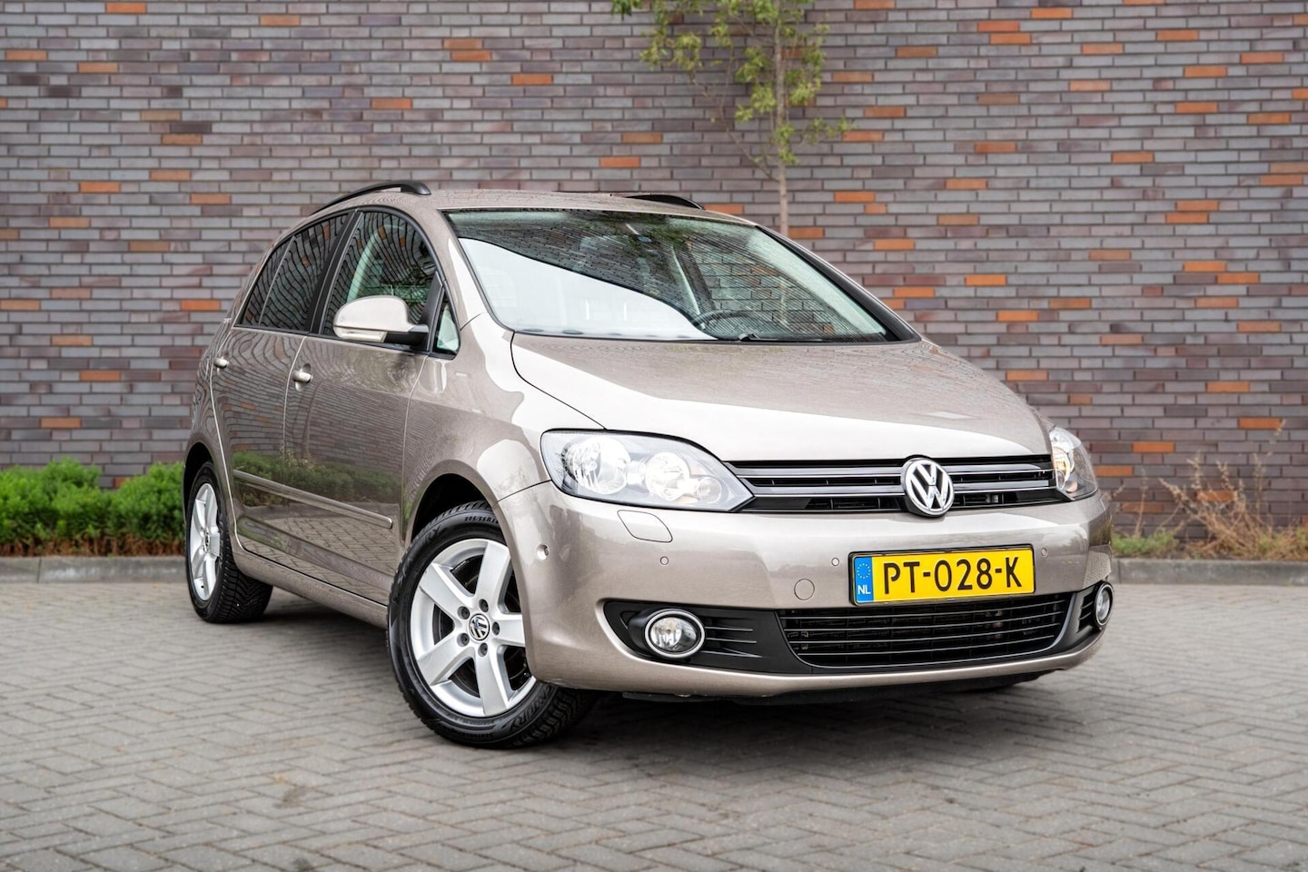 Volkswagen Golf Plus - 1.2 TSI Comfortline - DSG - Clima - - AutoWereld.nl