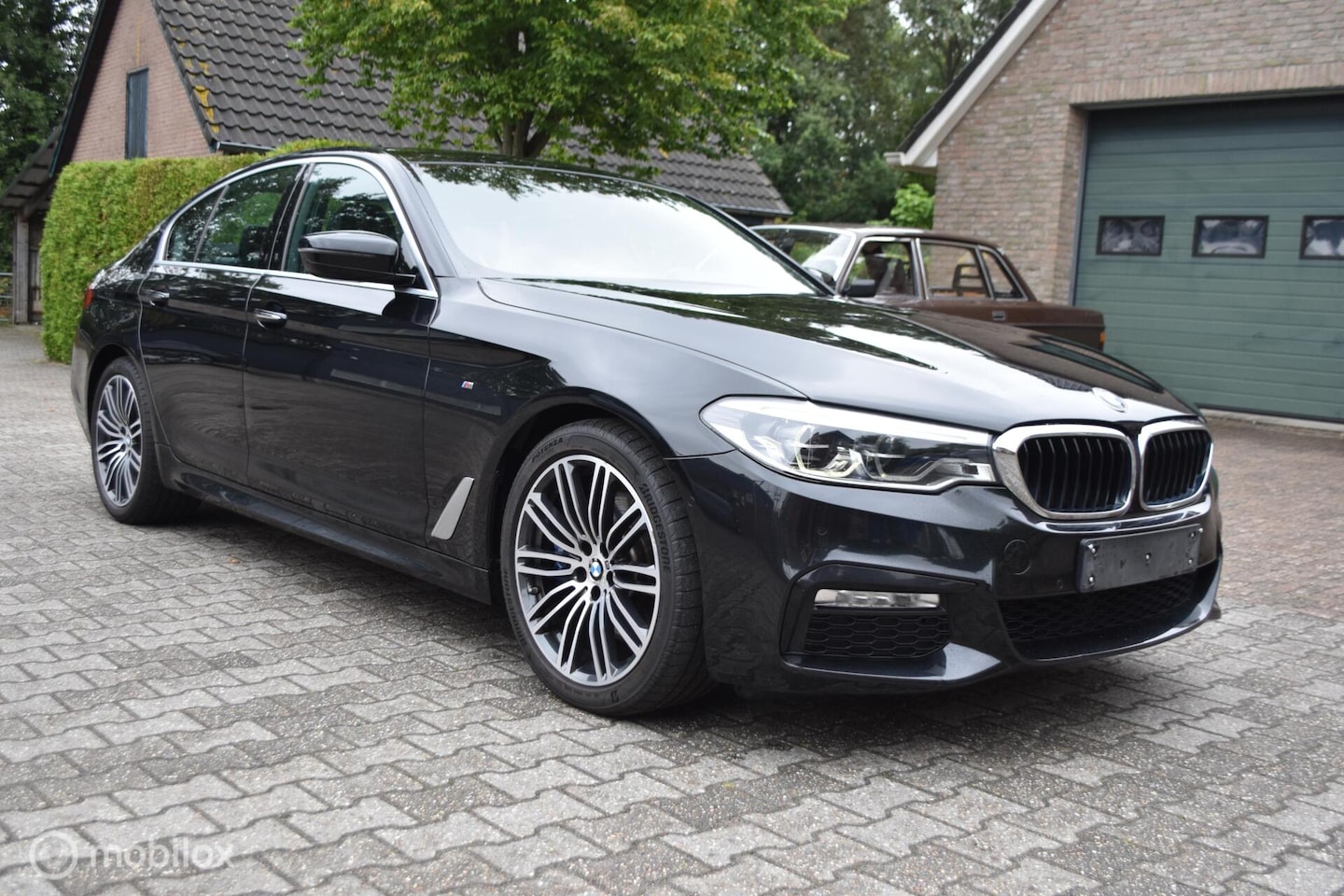 BMW 5-serie - M 530d 530d M Sport Aut Leder Gsd Komfort - AutoWereld.nl