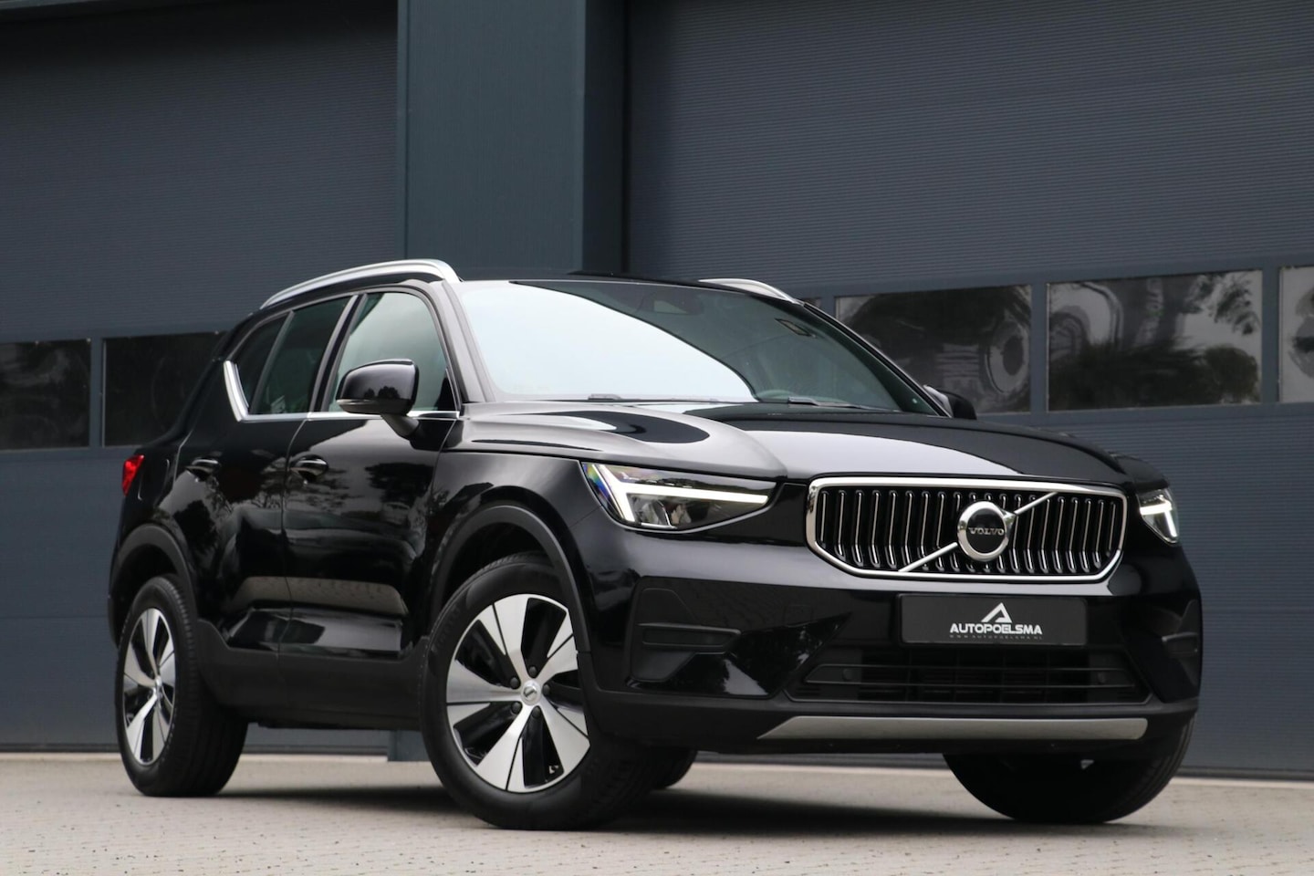 Volvo XC40 - 1.5 T4 Plug-in hybrid Core Bright AppleCarplay Sportstoelen Camera Pdc Dab+ Facelift Chroo - AutoWereld.nl