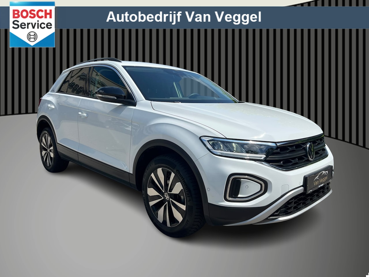 Volkswagen T-Roc - 1.0 TSI goal navi, cruise, stoelverw, pdc - AutoWereld.nl