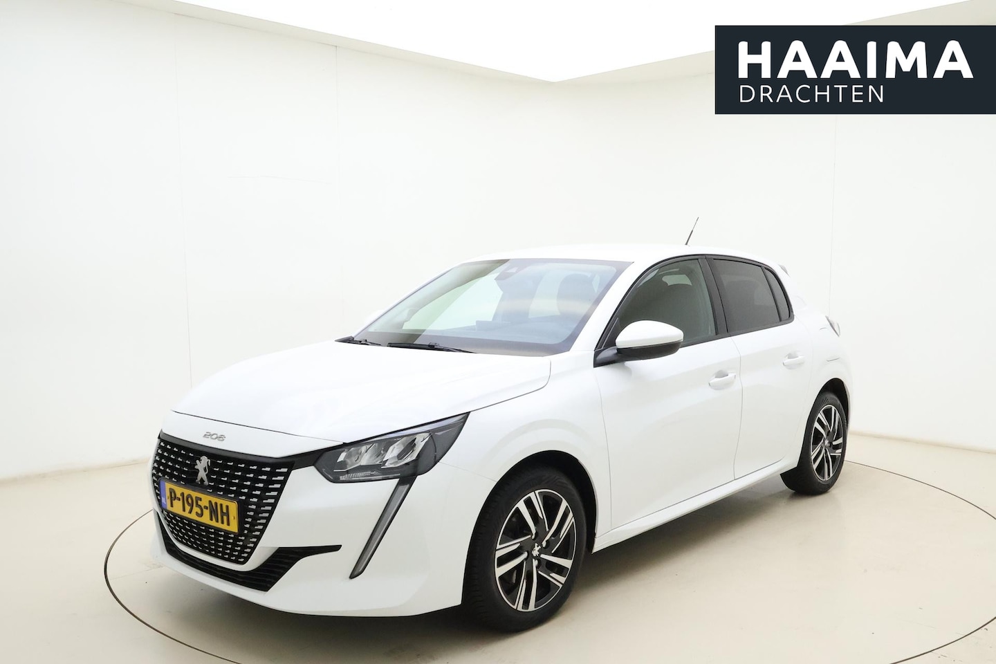 Peugeot 208 - 1.2 PureTech Allure Pack | 100PK | Parkeer Camera Achter | Stoelverwarming Voor | Privacy - AutoWereld.nl