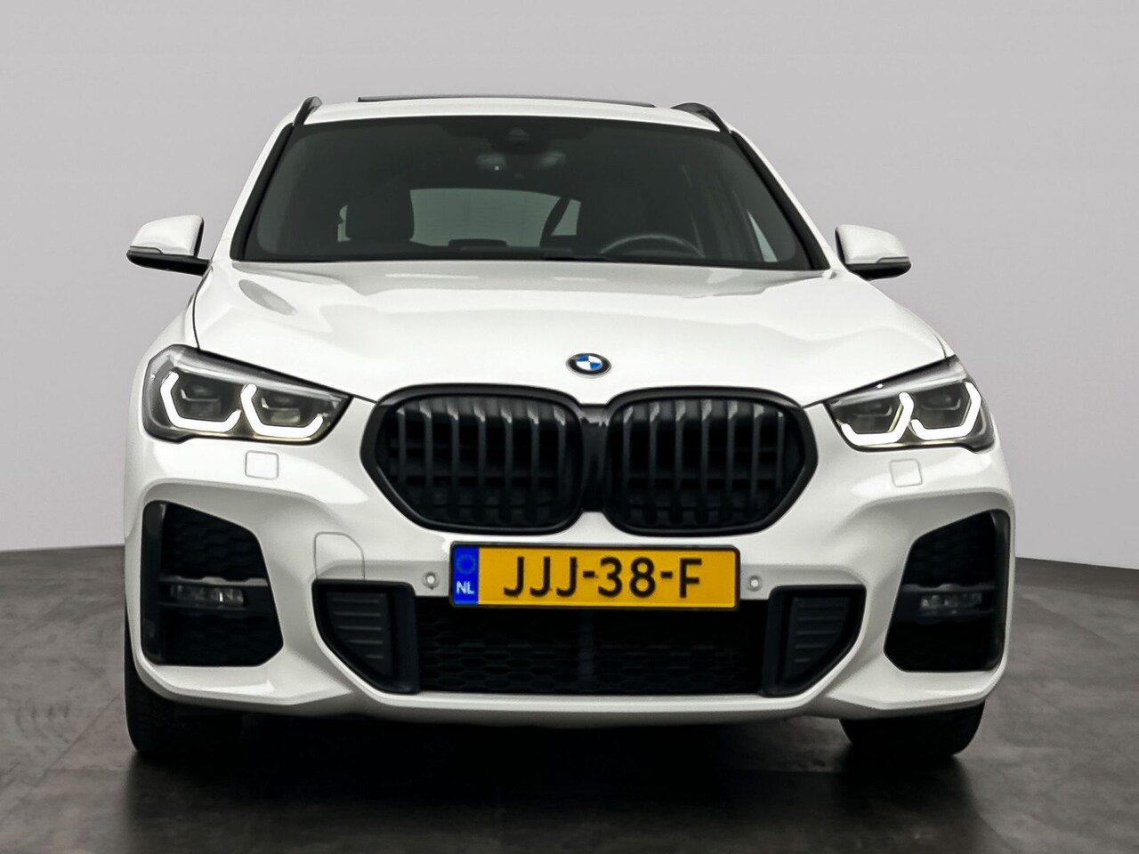 BMW X1 - xDrive25e High Executive Edition | M Sport | Head Up | Panorama | Trekhaak