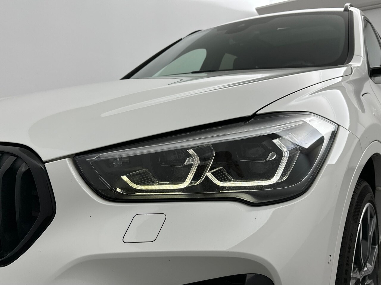 BMW X1 - xDrive25e High Executive Edition | M Sport | Head Up | Panorama | Trekhaak