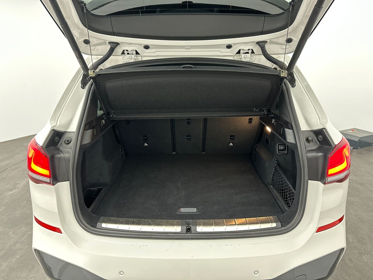 BMW X1 - xDrive25e High Executive Edition | M Sport | Head Up | Panorama | Trekhaak