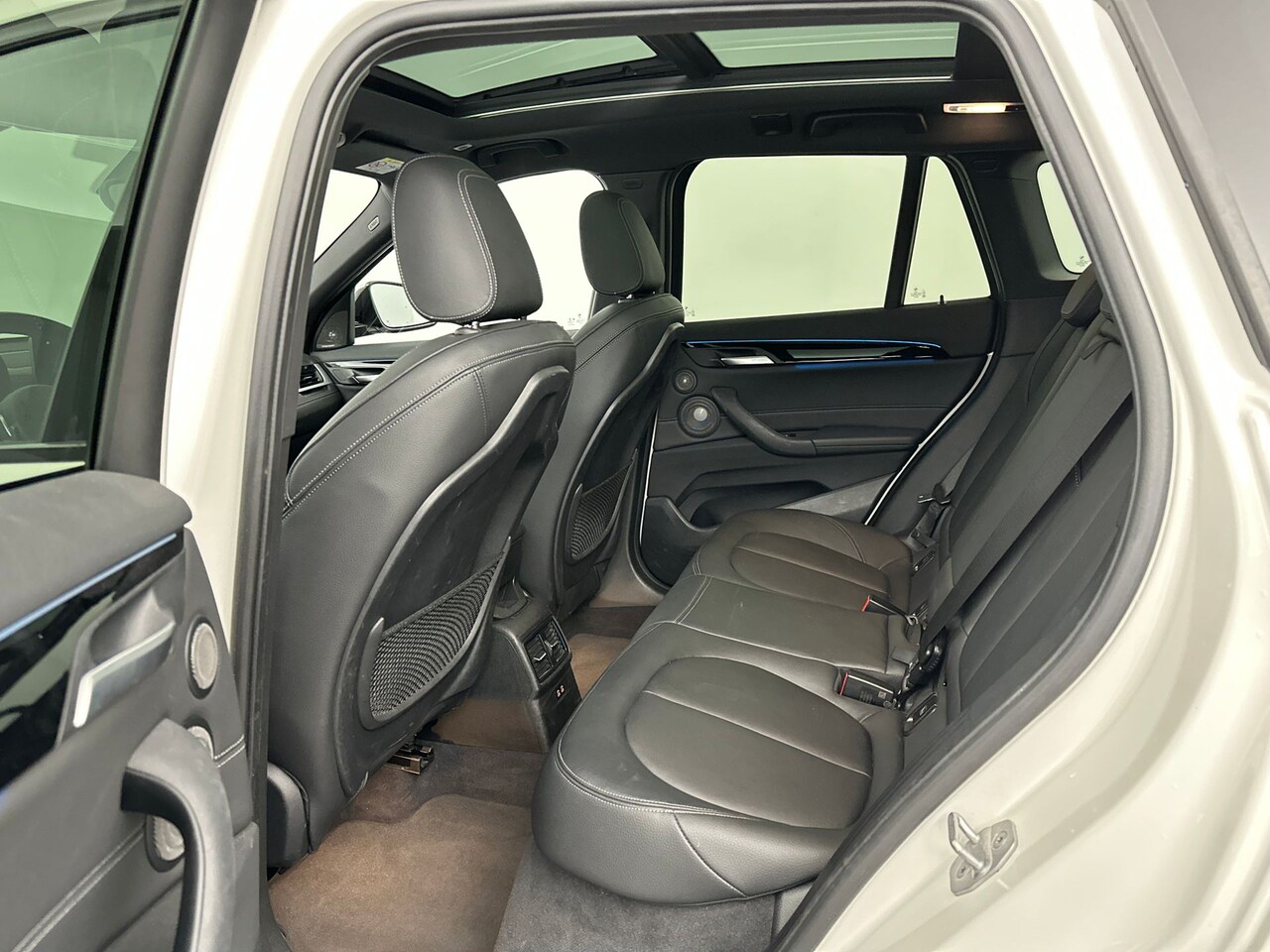 BMW X1 - xDrive25e High Executive Edition | M Sport | Head Up | Panorama | Trekhaak