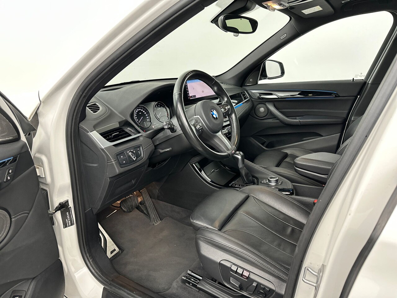 BMW X1 - xDrive25e High Executive Edition | M Sport | Head Up | Panorama | Trekhaak