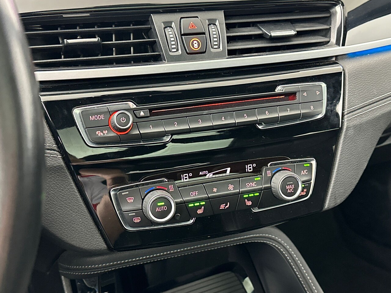 BMW X1 - xDrive25e High Executive Edition | M Sport | Head Up | Panorama | Trekhaak