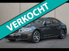 BMW 5-serie - 530e M-Sport | Shadow Line | ACC | Sfeerverlichting | Stoelen/Stuur verwarmd