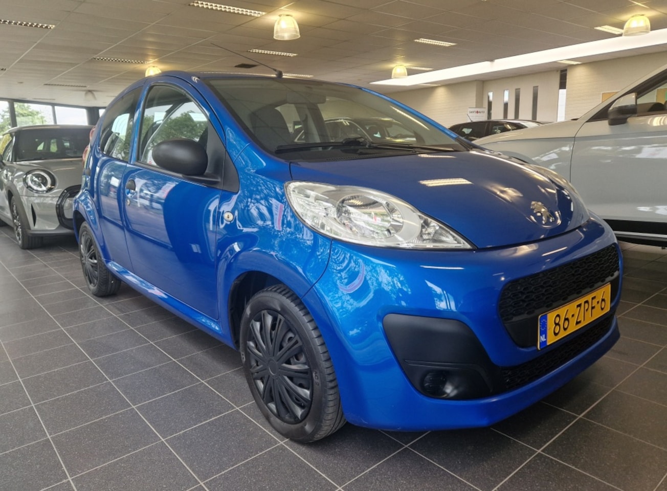 Peugeot 107 - 1.0 Access Accent | Airco | Keurige staat - AutoWereld.nl