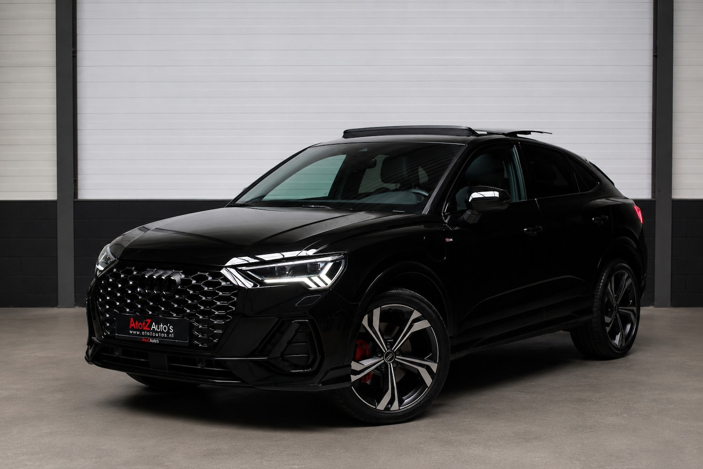 Audi Q3 Sportback - 45 TFSI e S Edition 3X S-Line PANO KEYLES - AutoWereld.nl