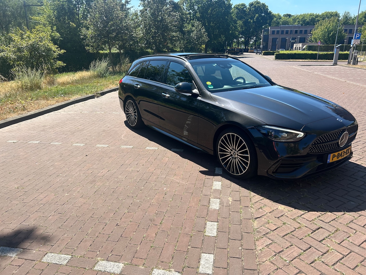 Mercedes-Benz C-klasse Estate - 200 d AMG Line - AutoWereld.nl