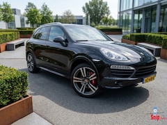 Porsche Cayenne - 4.8 S in Top staat