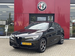 Alfa Romeo Stelvio - 2.0 T AWD Veloce | Harman-Kardon | Camera | trekhaak afneembaar