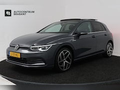 Volkswagen Golf - 1.5 eTSI Style (PANORAMADAK, TREKHAAK, STOELVERWARMING CAMERA, CRUISE ADAPTIEF)