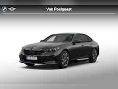 BMW 5-serie - Sedan 530e M Sport Edition | M Sportpakket Pro | Innovation Pack | Travel Pack | Comfort P