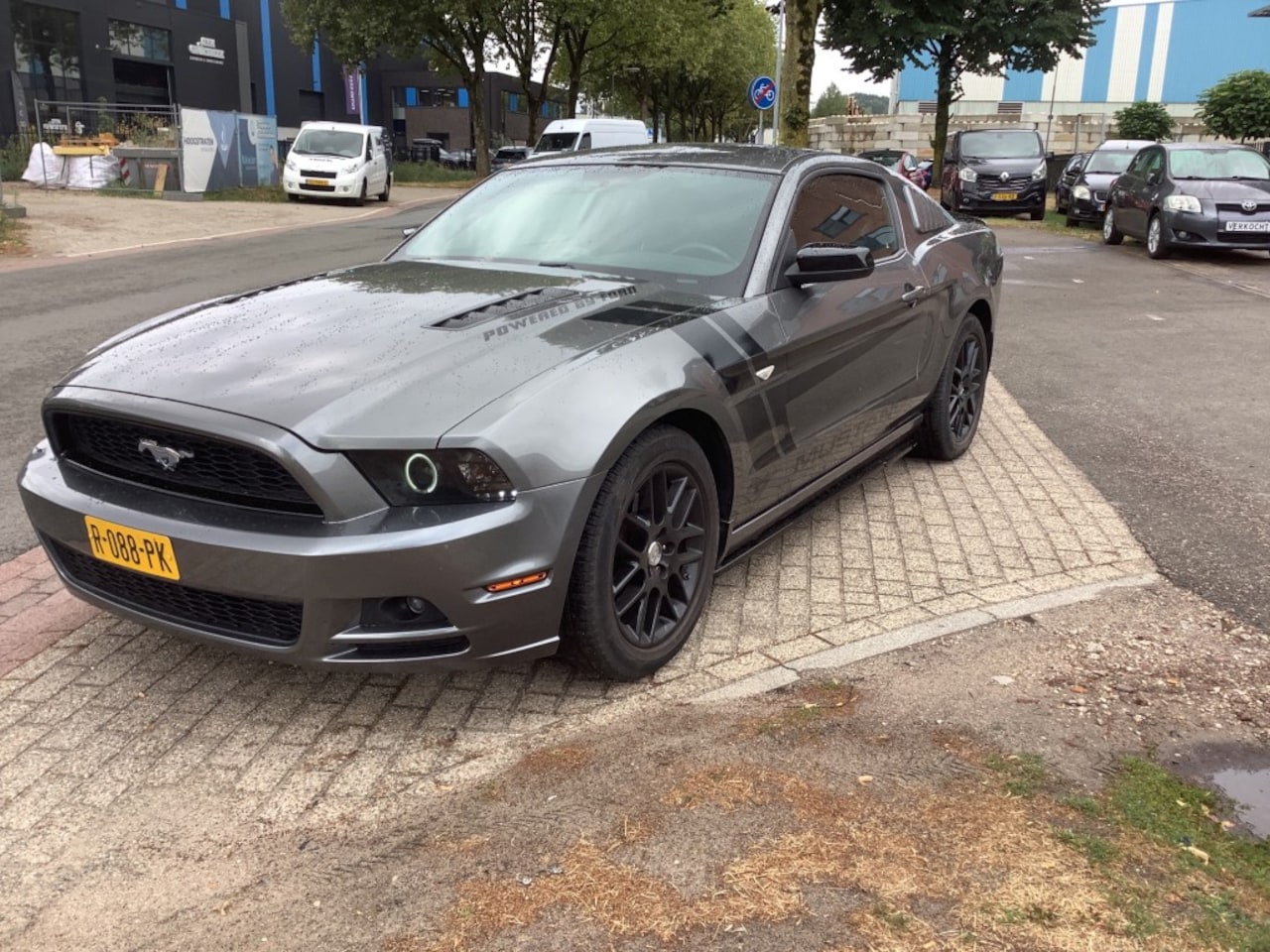 Ford Mustang Fastback - 3.7 V6 fastback - AutoWereld.nl