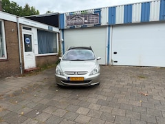 Peugeot 307 SW - 2.0 16V Pack