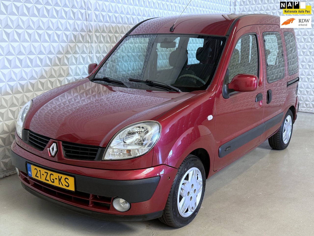 Renault Kangoo - 1.6-16V AUTOMAAT + LPG G3 / *UNIEK!* (2008) - AutoWereld.nl