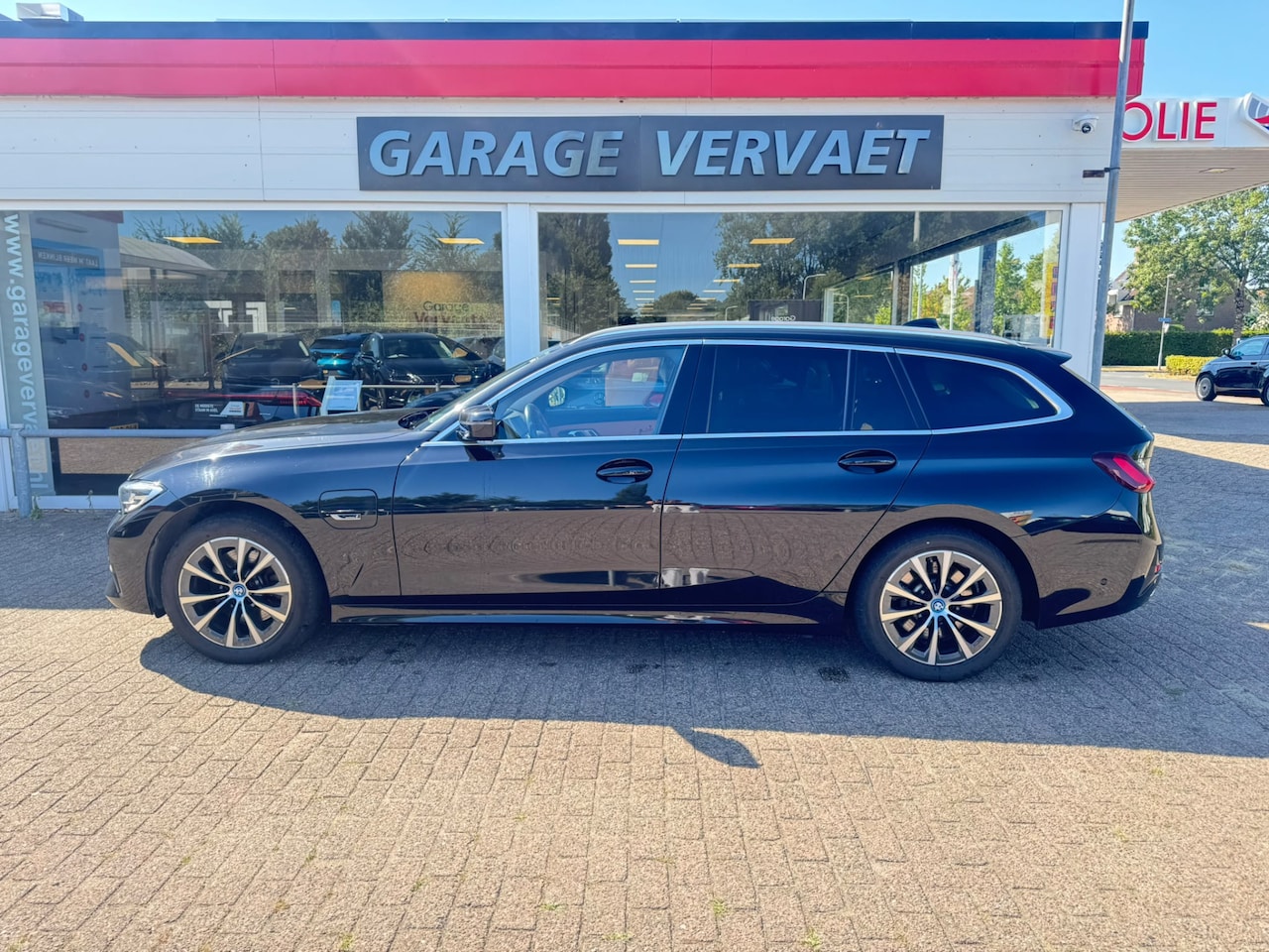 BMW 3-serie Touring - 320e High Executive 320e High Executive - AutoWereld.nl