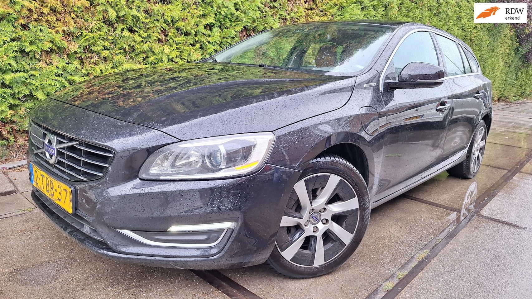 Volvo V60 - 2.4 D6 AWD Plug-In Hybrid Summum 2.4 D6 AWD Plug-In Hybrid Summum - AutoWereld.nl