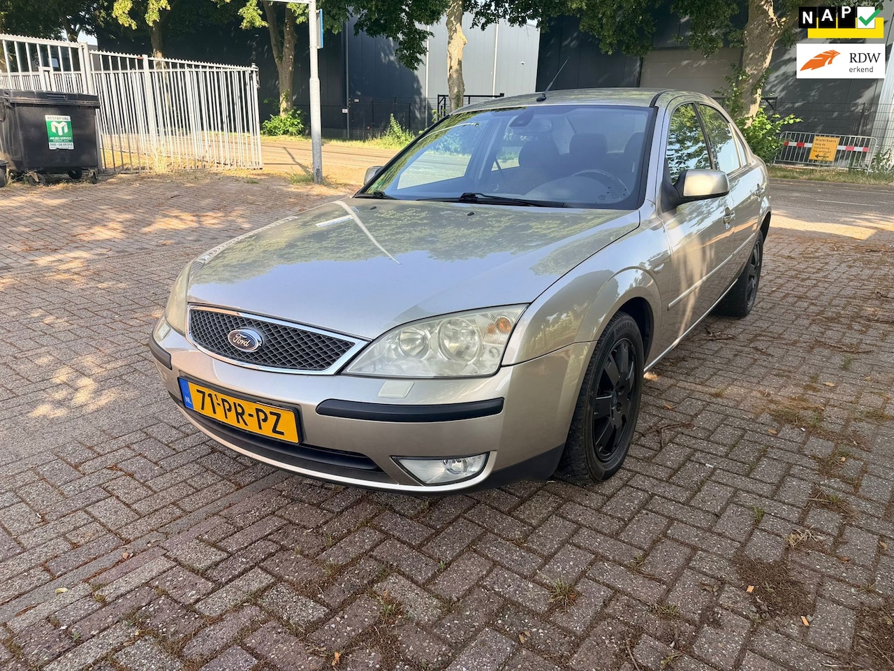 Ford Mondeo - 1.8 Benzine - APK 02-2027 - Airco - Rijdt goed - AutoWereld.nl